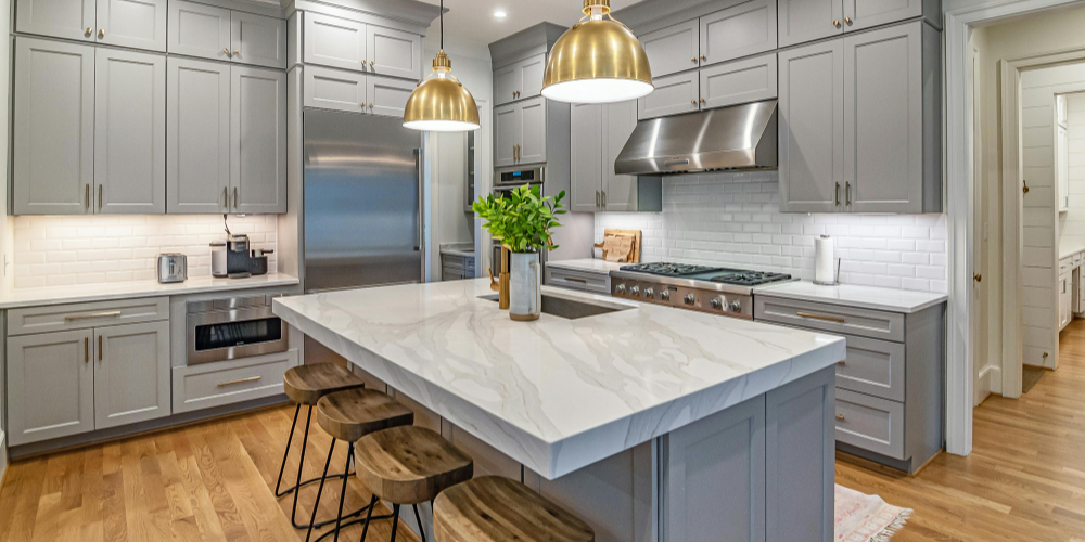 Rental Friendly Kitchen Makeover on a Tight Budget